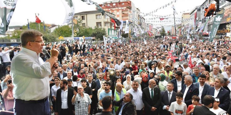 Gelecek Partisi: Adayımız Ahmet Davutoğlu