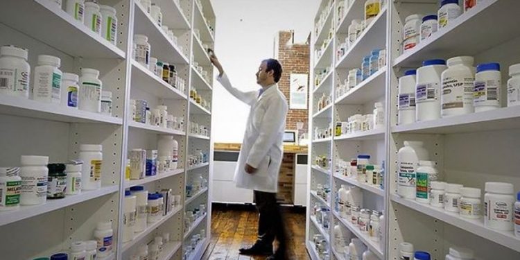 Grip aşısı mevsimi geldi: Eczacılar 'aşılar yetersiz' dedi