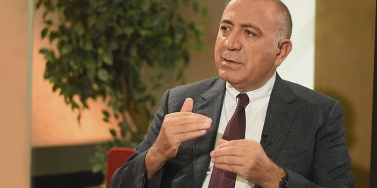 Gürsel Tekin'den HDP açıklaması: Yasal olarak faaliyet gösteren partileri kafamıza göre lanetleyemeyiz