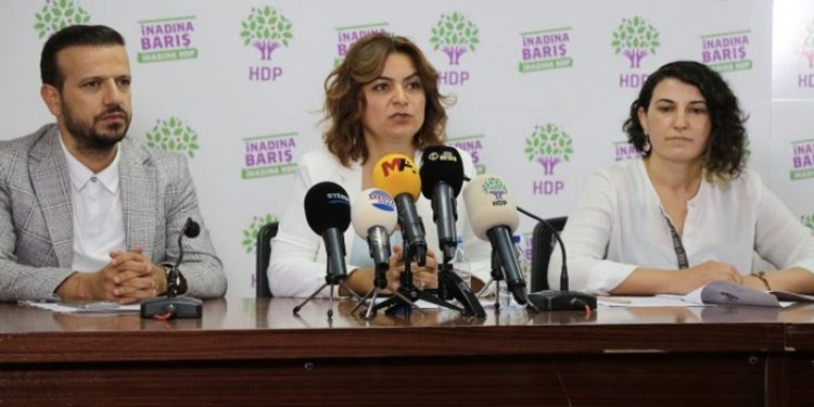 HDP: Anadilde eğitim temel haktır, seçmeli dersle giderilemez