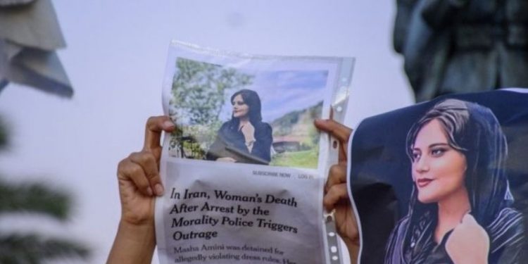 HDP'den Mehsa Emini açıklaması: Herkesi dayanışmaya davet ediyoruz