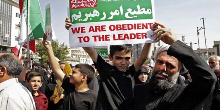 Hatemi: Yargı göstericilere karşı hızlı davranmalı