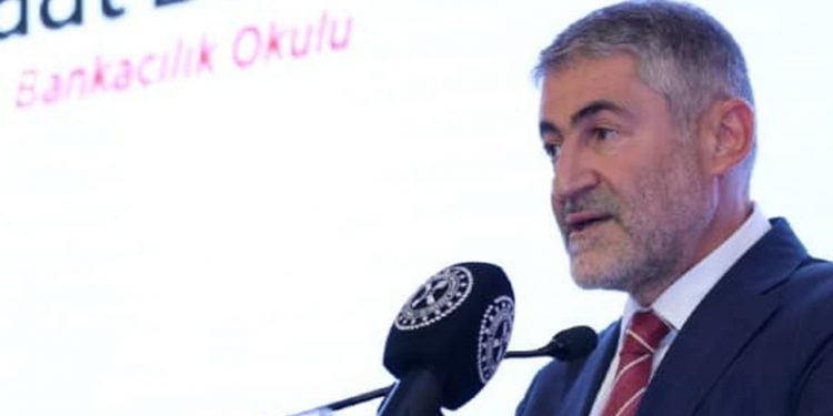 Hevesle yatırım tavsiye eden Nebati, borsa çökerken sessiz kaldı