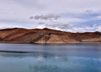 Hindistan ve Çin tartışmalı sınır bölgesinden askerlerini çekmekte anlaştı