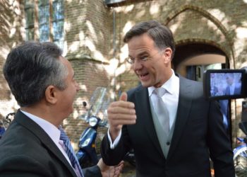 Hollanda yeni yasama yılını İncil, Tevrat ve Kur’an’ı Kerim ile açtı; Rutte Tr724’e konuştu: Mükemmel başlangıç