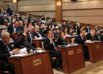 İBB Meclisi'nde Vahdettin-Atatürk tartışması