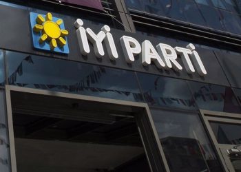 İYİ Parti'de 'HDP'ye bakanlık tartışması' istifası