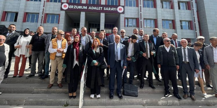 İYİ Partililere Zehra Taşkesenlioğlu hakkında suç duyurusu yaptırılmadı: ‘İlgili savcı şu an yok’