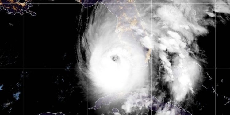 Ian Kasırgası, Küba'yı karanlığa gömdü