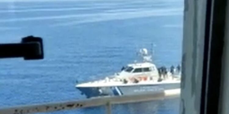 İçişleri Bakanlığı: Yunanistan'dan Bozcaada'da bir gemiye taciz ateşi açıldı