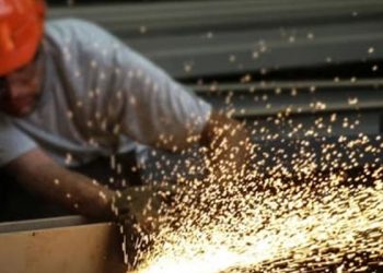 İmalatçının güven endeksi iki yıl sonra ‘kötümser’