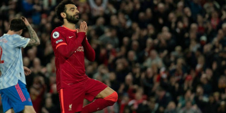 İngiltere Premier Ligi maçlarına yas arası