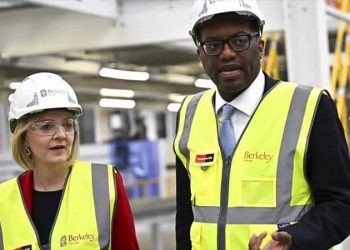 İngiltere iş gücü açığını kapatmak için vize sisteminde değişikliğe gidiyor