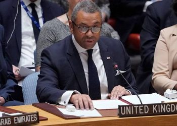 İngiltere'den, Ukrayna'da ayrılıkçıların referandumu nedeniyle Rus yanlılarına yaptırım kararı