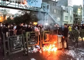 İran'da Amini'nin ölümüyle başlayan protestolar 80'den fazla yerleşim yerine yayıldı