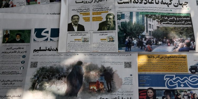 İran'da Mahsa Amini için yapılan eylemler ve can kayıpları sürüyor