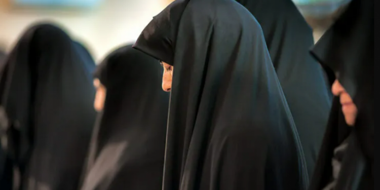 İranlı 3 kadın, midelerinde 2 kilo eroinle İstanbul'a gelirken yakalandı