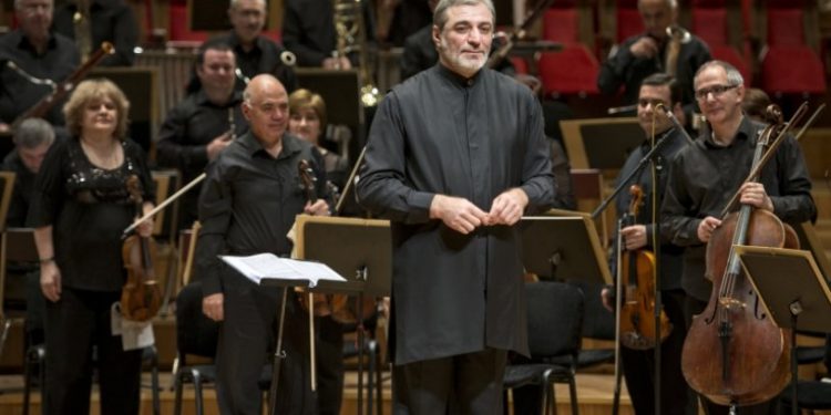 İş Sanat yeni sezon programını açıkladı