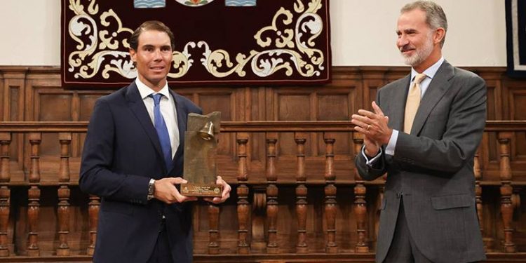 İspanya Kralı Felipe'den Nadal'a ödül