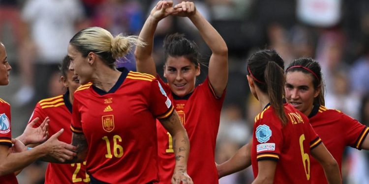 İspanya kadın milli futbol takımında isyan: 15 oyuncu birden çekildi