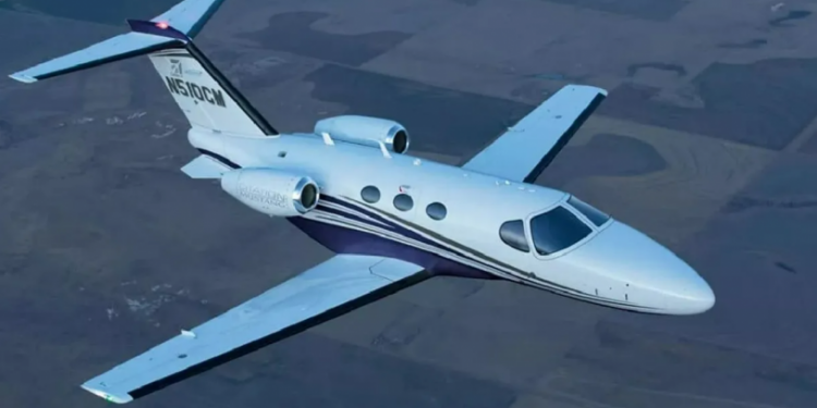 İspanya'dan Almanya'ya giden özel bir uçak Baltık Denizi'ne düştü