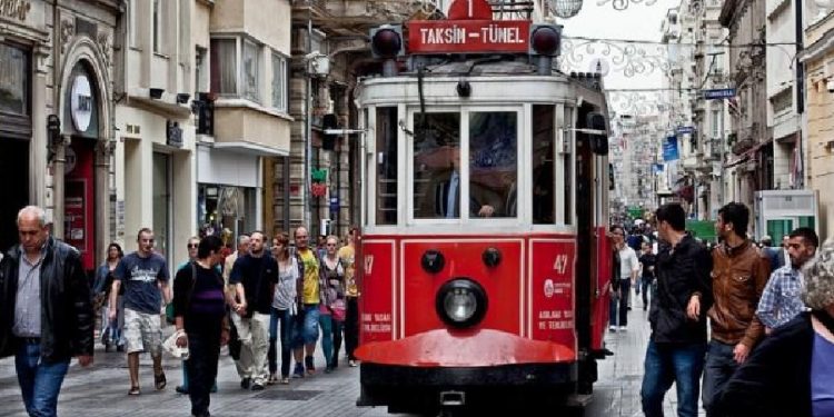 İstanbul’da ortalama yaşam maliyeti 23 bin 500 liraya yükseldi