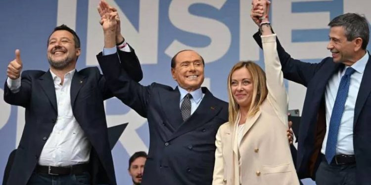 İtalya sandığa gidiyor: Tarihi seçimlerde kim kimdir?