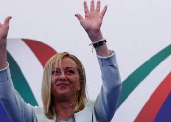 İtalya'da aşırı sağın zafer gecesi: Siyasete neo-faşist hareketlerle başlayan Meloni'nin ülkenin ilk kadın başbakanı olması bekleniyor
