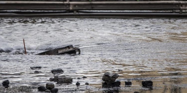 İtalya'da meydana gelen selde en az 10 kişi öldü