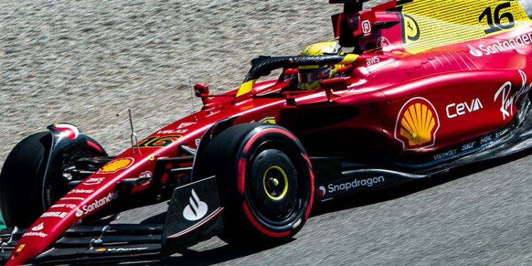 İtalya'da pole pozisyonu ev sahibi Ferrari'nin Monacolu sürücüsü Leclerc'in