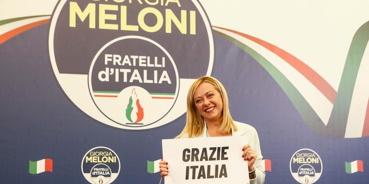 İtalya'nın yeni başbakanı seçilen aşırı sağcı Giorgia Meloni: İtalyanların merkez sağ hükûmet istediğinin açık işareti
