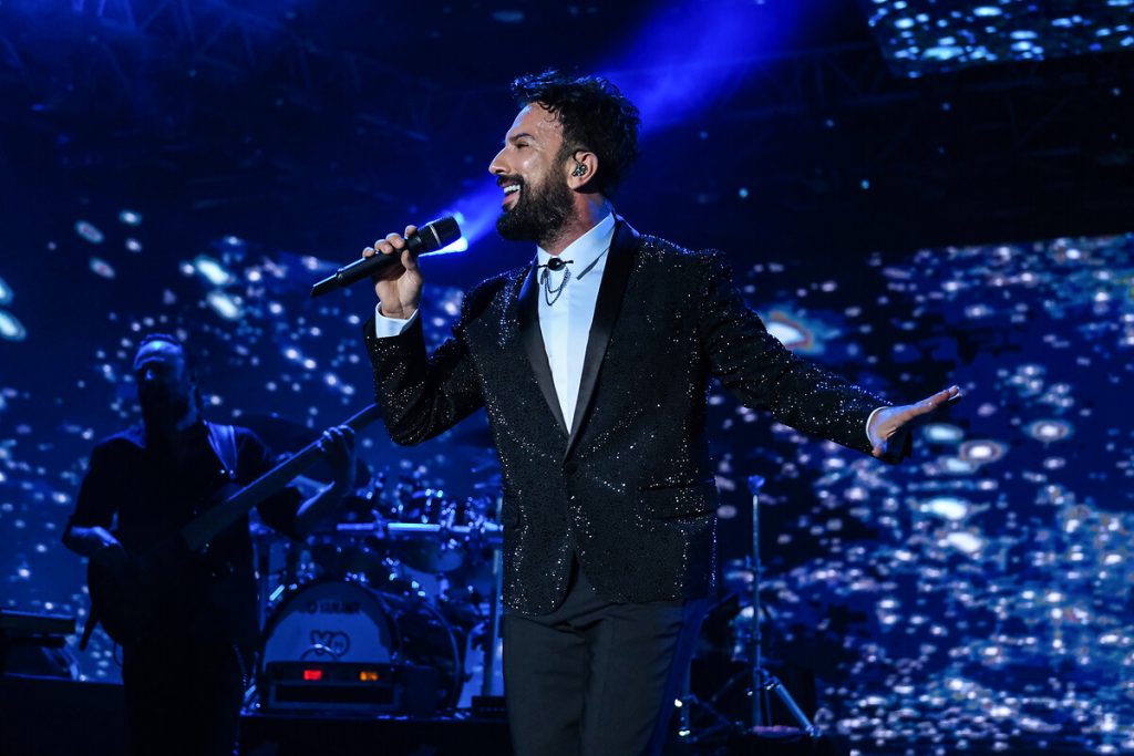 İzmir’de Tarkan konseri için balkonlu evler geceliği 500 dolara kiralanıyor