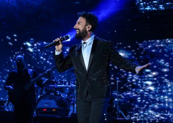 İzmir’de Tarkan konseri için balkonlu evler geceliği 500 dolara kiralanıyor