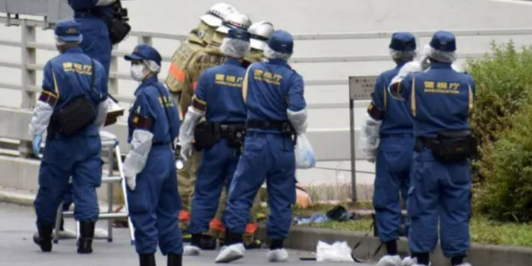 Japonya'da bir kişi, eski başbakana devlet cenazesi yapılmaması için kendini yaktı