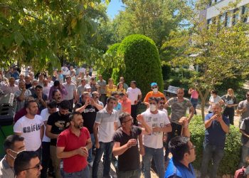 Kadıköy Belediyesi’nde işçiler grev kararı aldı