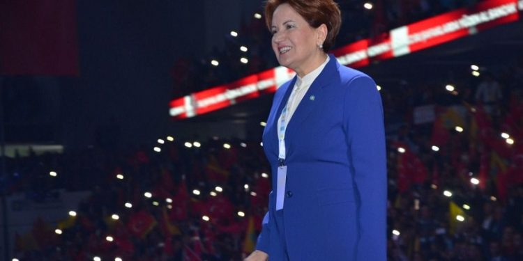 Kadir Mısıroğlu'nun ailesinden Akşener'e suç duyurusu