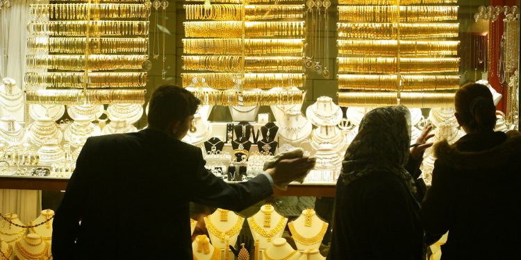 Kapalıçarşı’da dolar hareketliliği