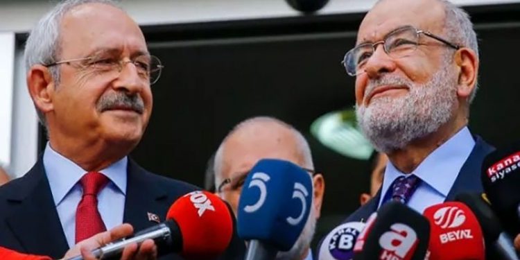 Kılıçdaroğlu Karamollaoğlu’nu ziyaret etti
