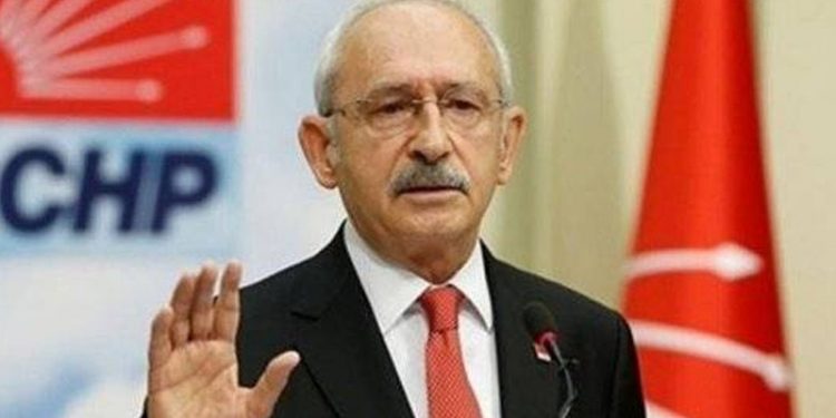 Kılıçdaroğlu: Siz gerçekten benimle birlikte misiniz, bazılarınızın da isteyerek veya istemeyerek zarar verdiğini görüyorum