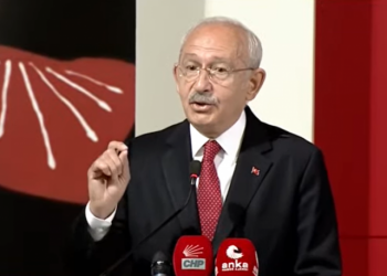 Kılıçdaroğlu: Türkiye'yi yönetenlerin birilerine el avuç açmasını asla doğru bulmuyoruz