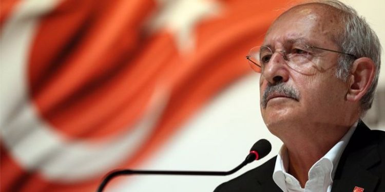 Kılıçdaroğlu'ndan Kraliçe Elizabeth'in vefatı için taziye mesajı