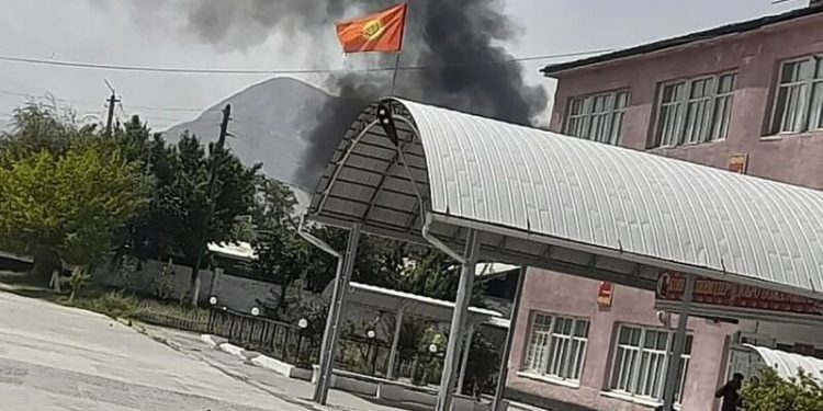 Kırgızistan: Tacikistan ile çatışmalarda ölü sayısı 36'ya yükseldi