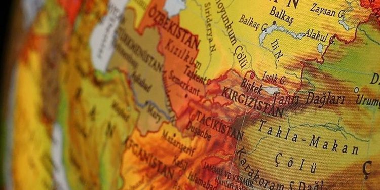 Kırgızistan ile Tacikistan arasında barışı hedefleyen bir protokol imzalandı