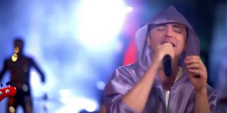 Konserlerinin iptali istenen Zakkum'dan açıklama: Aydınlık karanlıktan korkmaz