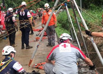 Kosta Rika'da toprak kayması otobüs kazasına neden oldu: 9 ölü, 30 kayıp