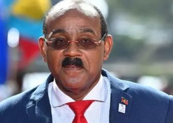 Kral 3. Charles'ın hükümdarlığı sonrası Antigua Barbuda'da cumhuriyet referandumu gündeme getirildi