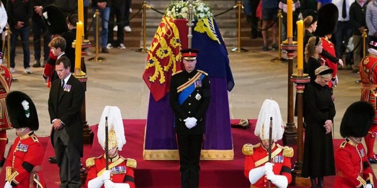 Kraliçe 2. Elizabeth'in cenaze töreni için olağanüstü güvenlik önlemi