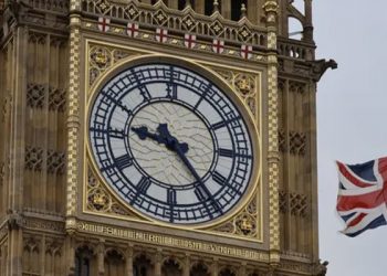 Kraliçe Elizabeth için çanlarını çalmayan Big Ben'e soruşturma
