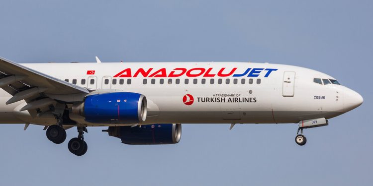 Kurallara uymayan jandarma komutanı ile emniyet müdürü uçağa alınmadı