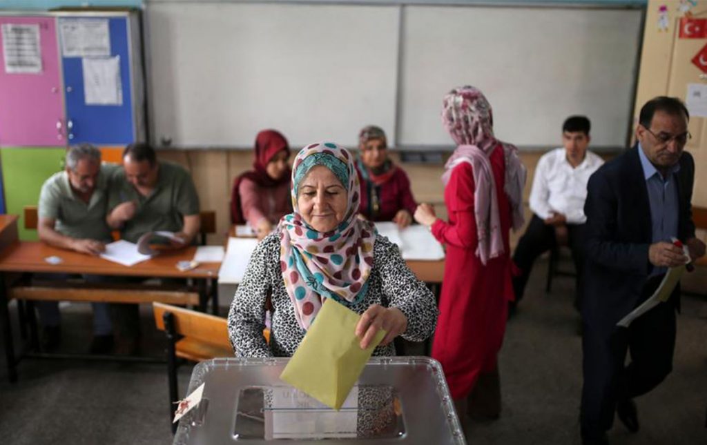 Kürt illeri seçim araştırması: Bir ilde AKP, 3 ilde HDP birinci parti oldu